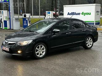 honda civic, cena 3 899 €. honda civic 4dr, ekonomisks 1.3 benzīns/hybrid, обмену<- современный - sludinājumi