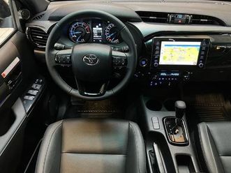 2.8 d a/t 4 porte double cab invincible