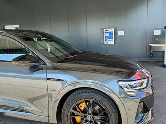 e-tron 55 s line black edition quattro