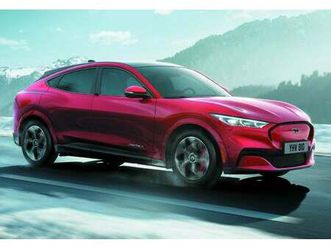 mustang mach-e base rwd rango estandar