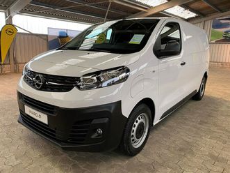 vivaro cargo-e 50 kwh m