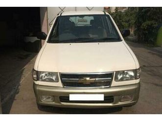 chevrolet tavera neo lt l 7 str bs iii 2010
