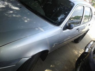 ford ikon 1.6 exi nxt 2004