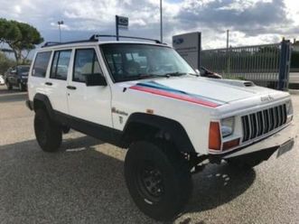 cherokee 2.5 td 5 porte command-trac limited