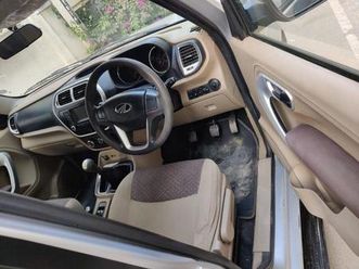 mahindra tuv300 t8 2016