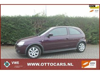 opel corsa - 1.2-16v silverline