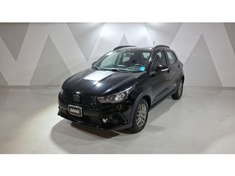 fiat argo 1.8 trekking auto hatchback 2022