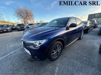 stelvio stelvio 2.2 turbodiesel 210 cv at8 q4 executive