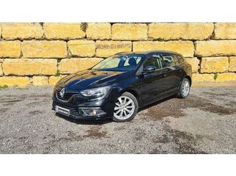 <li class=breadcrumbs-module_list-item__zg-6q renault mégane 1.5 dci zen eco </ol>