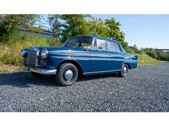 mercedes-benz 190 (w201) heckflosse