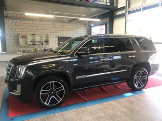 escalade 6.2 platinum automatic