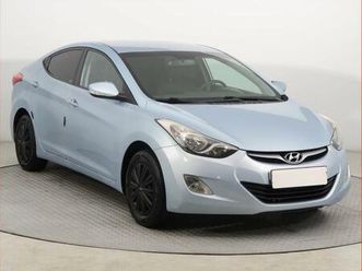 hyundai elantra 1.6
