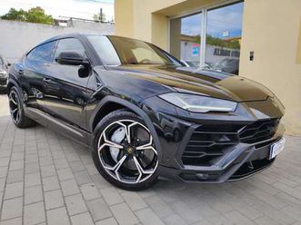 urus 4.0 v8 auto tetto