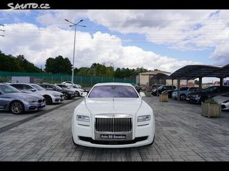 rolls-royce ghost 6.6i v12 570 ps