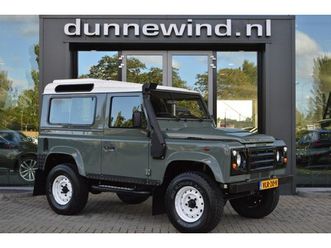 land-rover-defender-90-2-2-td4-keswick-green-2015-led-snorkel