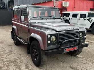 land rover defender 90 2.4 td4 122 ch soft top pick up