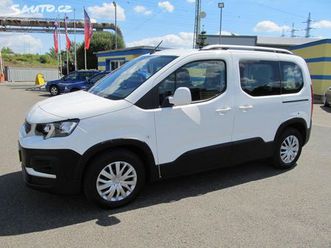 peugeot rifter 1.5 bluehdi 5 míst čr 1.maj