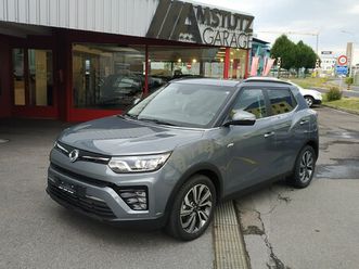 ssangyong-tivoli-1-5-t-gdi-onyx-4wd