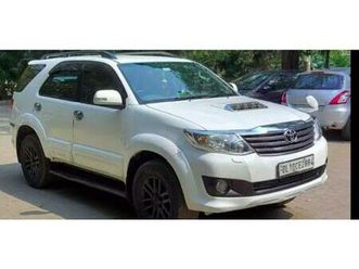 toyota fortuner 2.5 4x2 at trd sportivo 2012