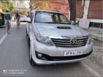 toyota fortuner 2.5 4x2 at trd sportivo 2012