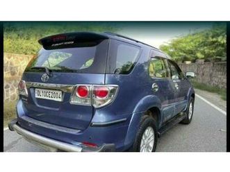 toyota fortuner 3.0 4x2 at 2012