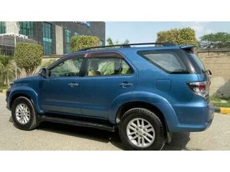 toyota fortuner 3.0 4x2 mt 2012