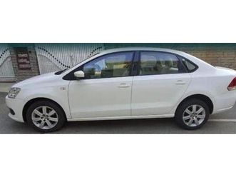 volkswagen vento 1.5 tdi highline 2011