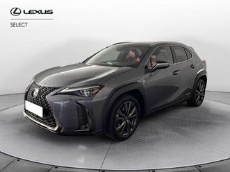 lexus ux 300h 2.0 f-sport 2wd cvt del 2019 usata a torino