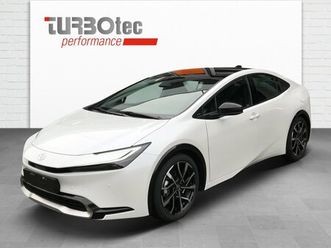 prius 2.0 vvt-i plug-in hybrid style