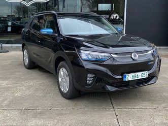 ssangyong korando e - motion titanium