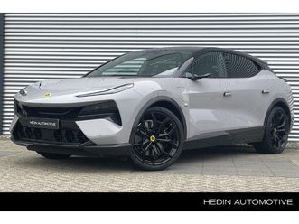 s 4wd | camera spiegels | full carbon | comfort stoelenpakket | intelligent glazen dak | 23-inch velgen | soh accu 97,2% |