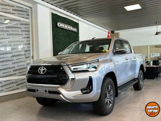 hilux d/c 2.8 tdi 204cv automatica srv 4x2 0km my2024 disponible! financia bco. santander. acércate a orio hnos, san genaro, concesionario oficial dfm, jmc, isu