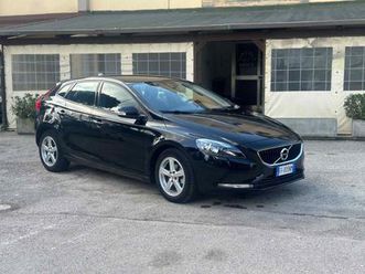 v40 (2012-2020) v40 d2 momentum