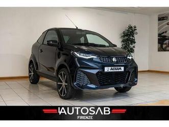 aixam-city-e-coupe-gti-pelle-tablet-ztl-113-km-autonomia