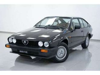 gtv 2.0 km certificati unico proprietario 44.000km