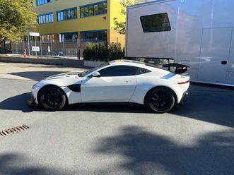 aston martin vantage amr gt4 rennwagen