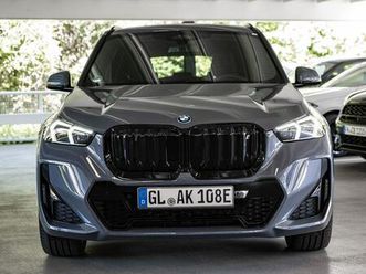 bmw ix1 xdrive30 m sport 64,7kwh wltp 417km navi led kam 360 head-up, 2023 god.