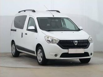 dacia dokker arctica 1.2 tce, 5míst, čr