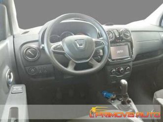 lodgy stepway 1.6 110cv gpl 5 posti