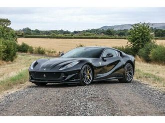 2019 ferrari superfast - 812 superfast