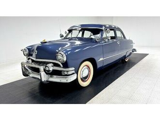 1951 ford custom deluxe