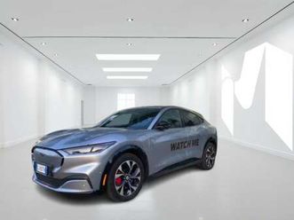 mach -e standard range 269cv 4wd gj837th