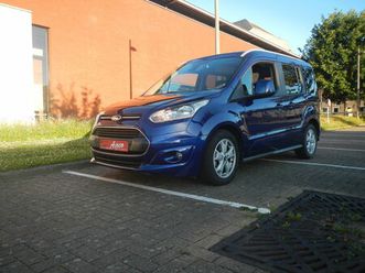 ford tourneo monovolume