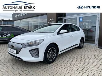 hyundai ioniq elektro 40.4 kwh kamera navi wltp 311k jamstvo, 2021 god.