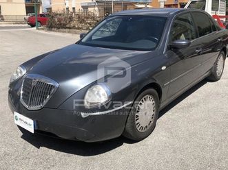 thesis 2.4 jtd 20v aut. executive