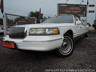 lincoln town car limuzína 9.m pronájem 1995