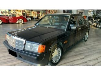 1985 mercedes 190 noir manuel, 5 vitesses conduite à gauc...
