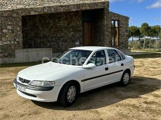 opel vectra gl 1.8 16v 4p.