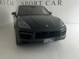 porsche-cayenne-coupe-4-0-v8-turbos-e-hybrid-possibile-subentro