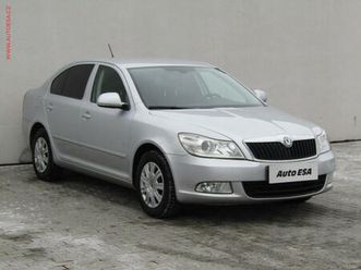 škoda octavia 1.6 tdi, čr, elegance